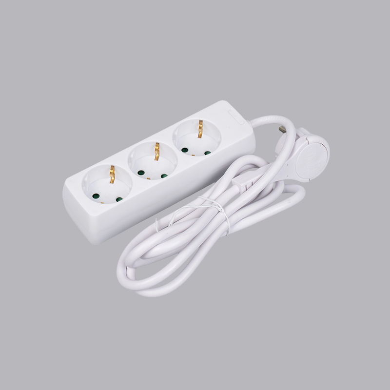 LOB-03L شريط طاقة ثلاثي الاتجاهات من النوع الألماني مستطيل الشكل مع حلقة سحب متعددة المقابس